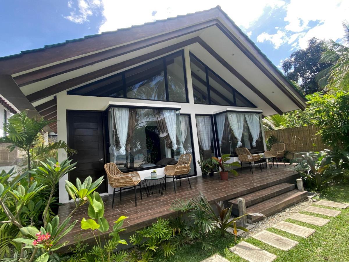 Amila Dive Beach Resort Sipalay Exterior photo